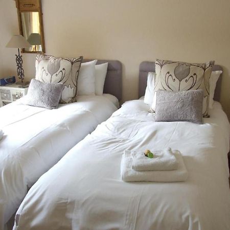 มอร์ติเมอร์ เทรล บี แอนด์ บี Bed & Breakfast Aymestrey ภายนอก รูปภาพ