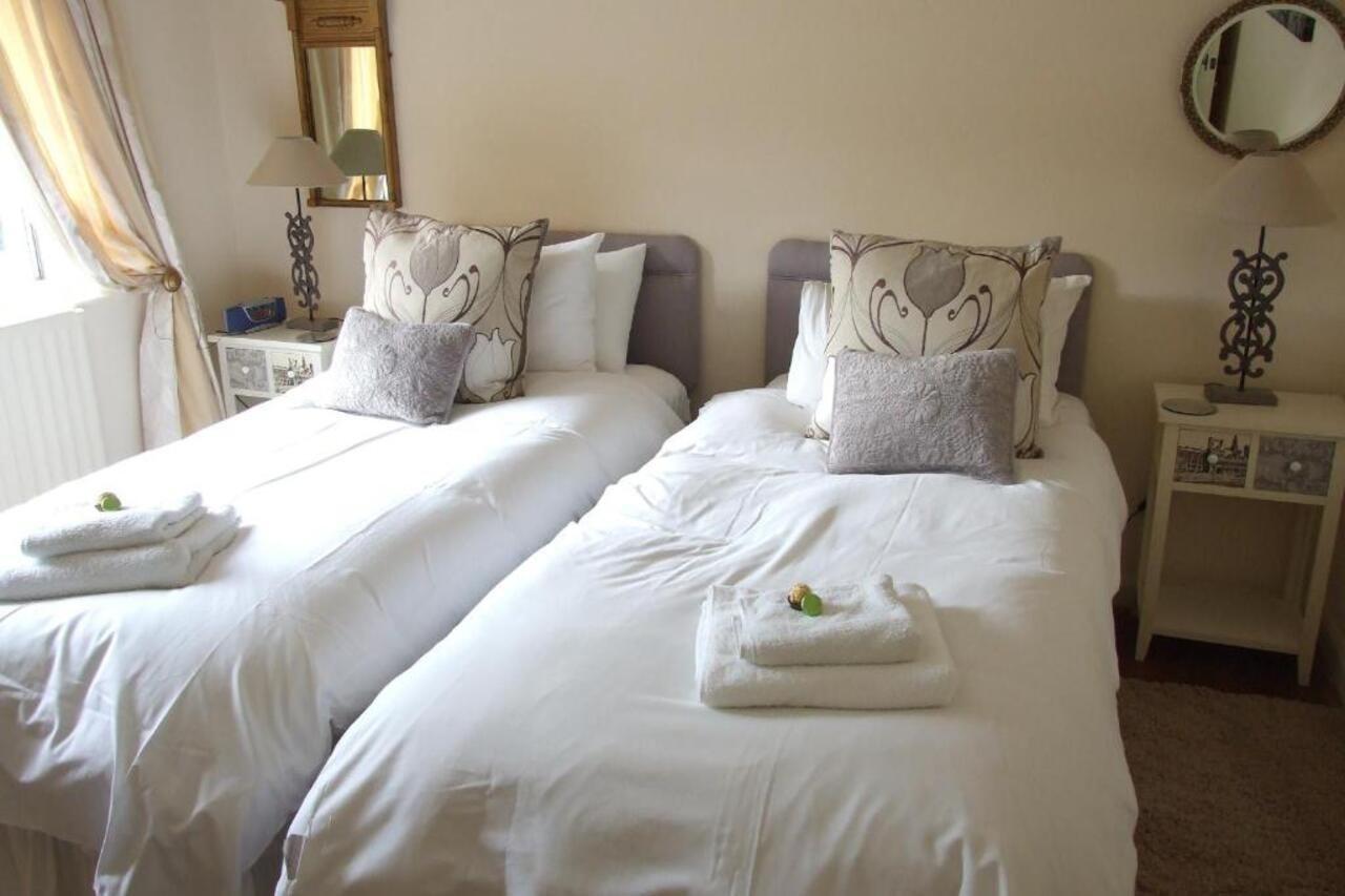 มอร์ติเมอร์ เทรล บี แอนด์ บี Bed & Breakfast Aymestrey ภายนอก รูปภาพ